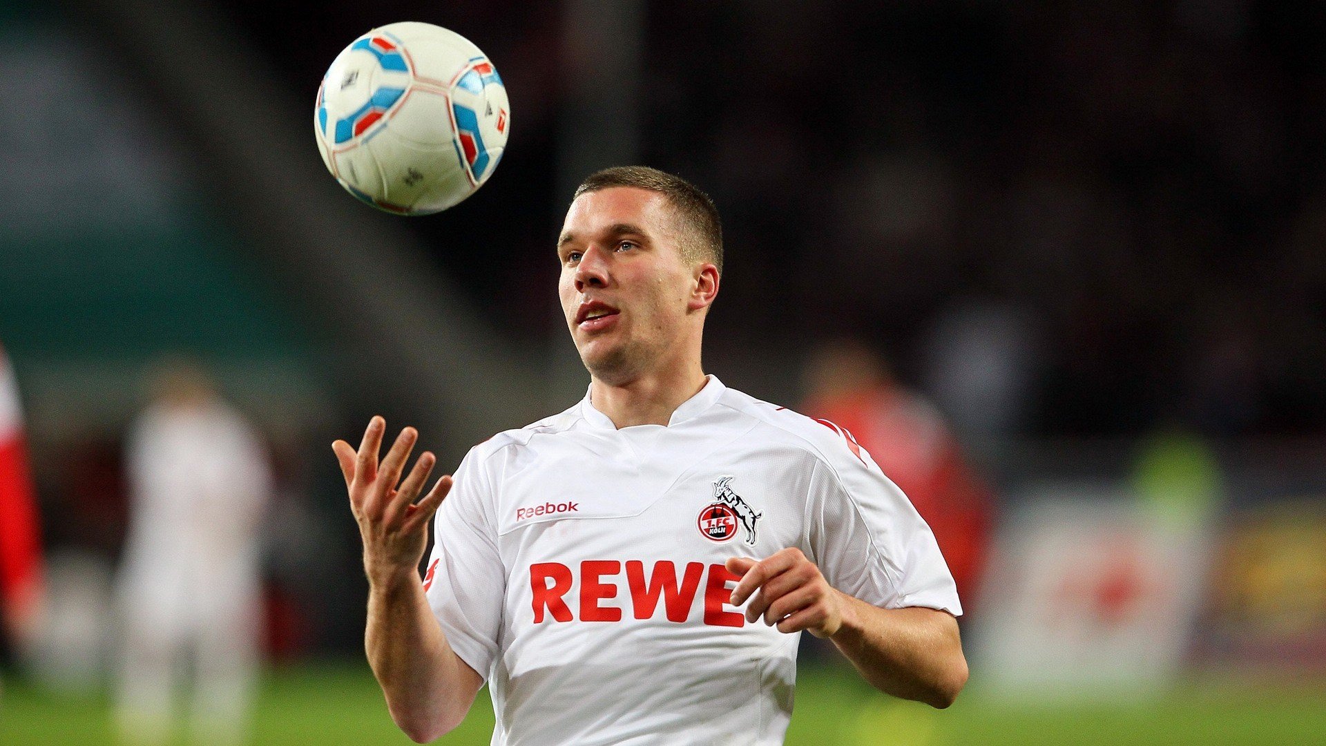 中国足球联赛推动建立统一青训器材标准，中国足球青训大纲内容